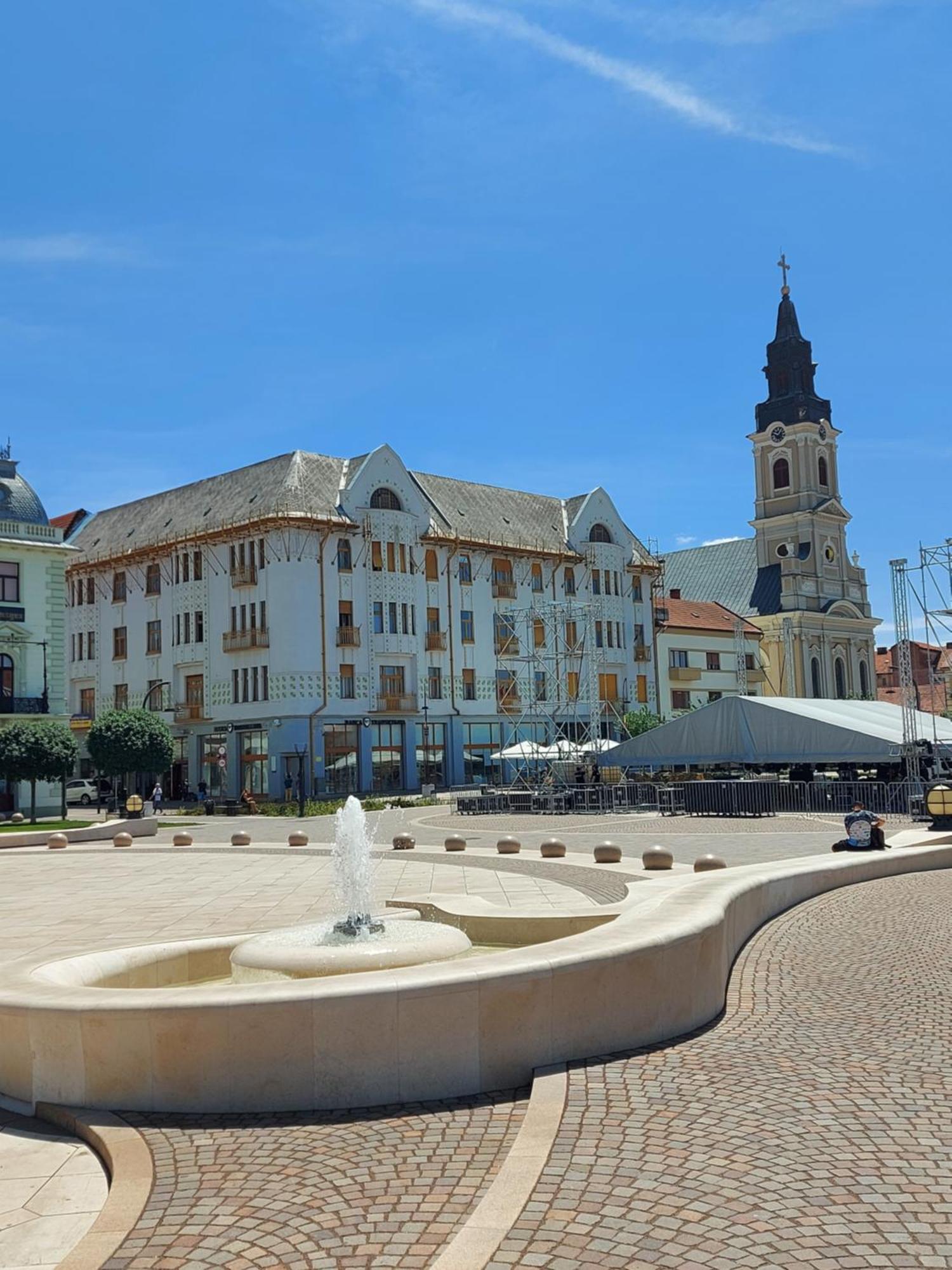 Darris Apartament Ultracentral Oradea Exterior foto